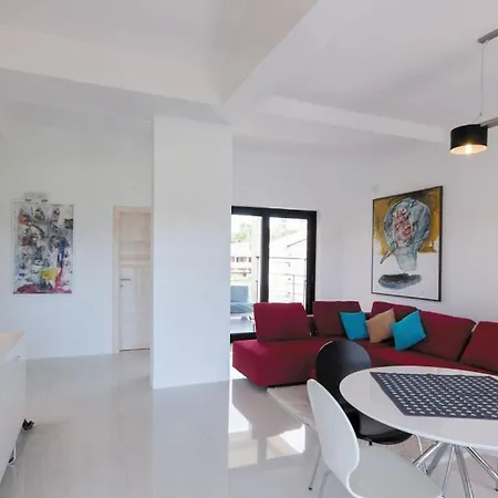 Pucalo By Guide * Kampor