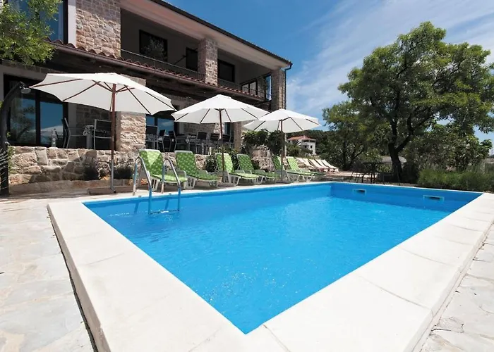 Pucalo By Guide Kampor