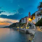 Pucalo By Guide Villa *