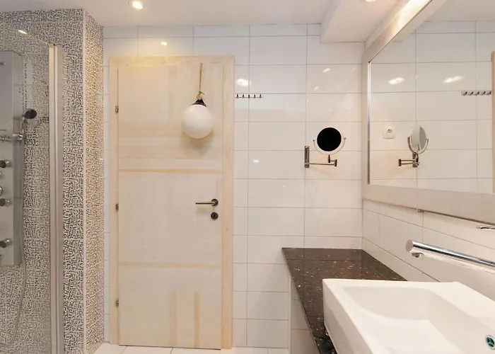 Pucalo By Guide Kampor